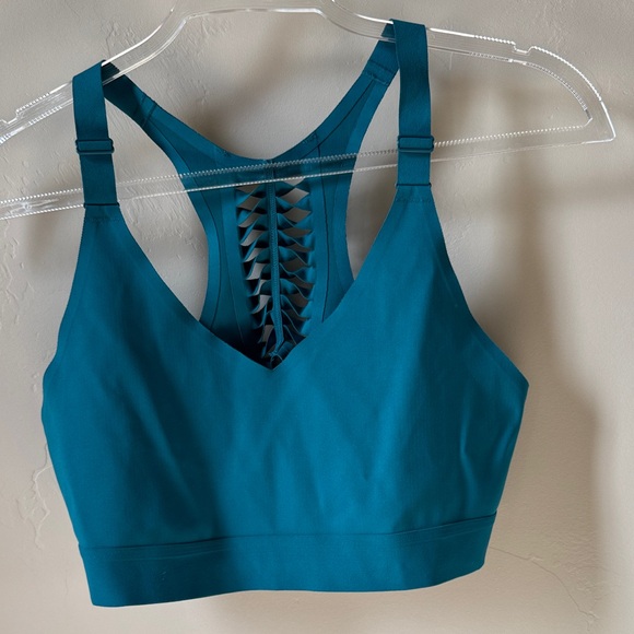 Stylish Teal Sports Bra for Women - Picture 1 of 4